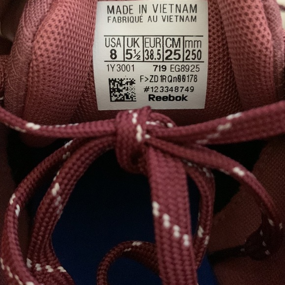 Reebok Classics - Picture 6 of 7